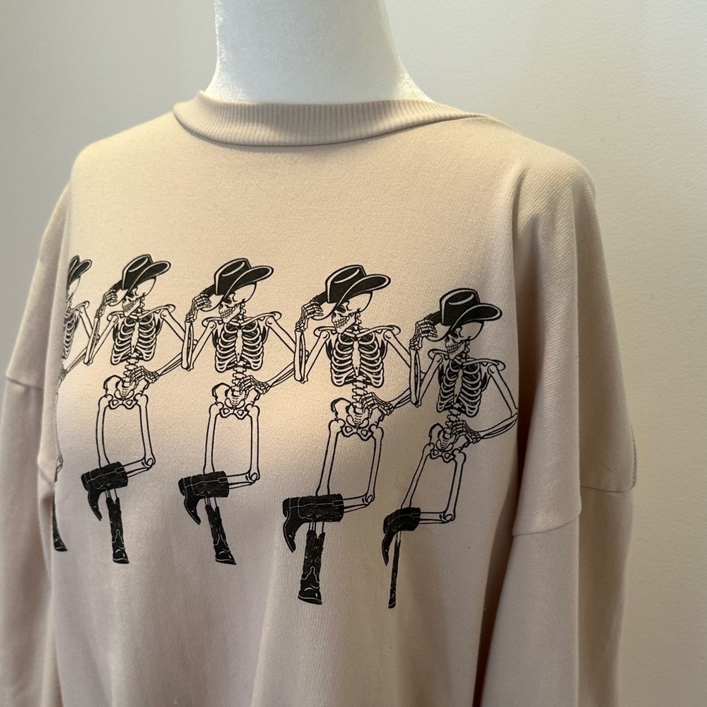 ALTARD STATE Dancing Skelton cowboy crew neck women’s size xs - Picture 3 of 10
